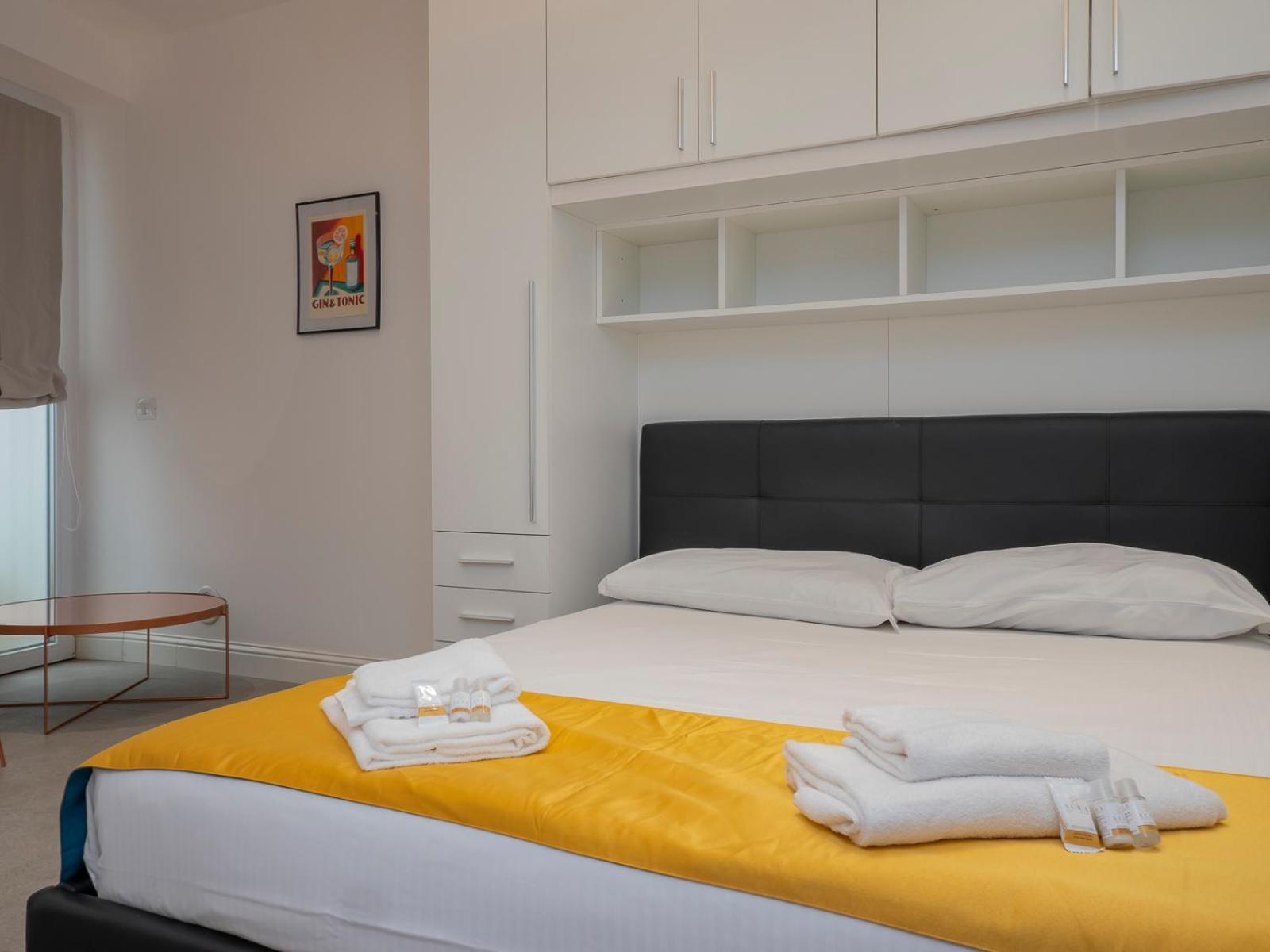 Apartamento Xenia - Elegant Three-room In Moscova Area